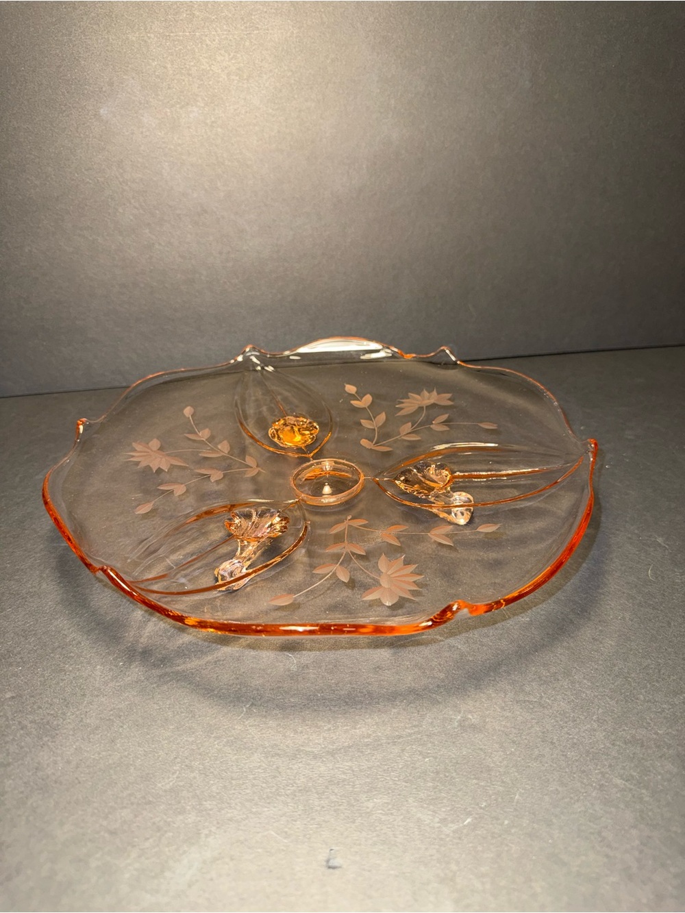 Ornate Pink Glass Serving Plate 10"